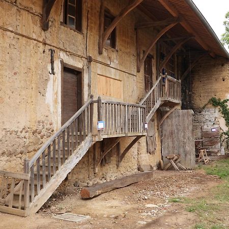 La Ferme De Berlioz Aparthotel La Cote-Saint-Andre Eksteriør bilde